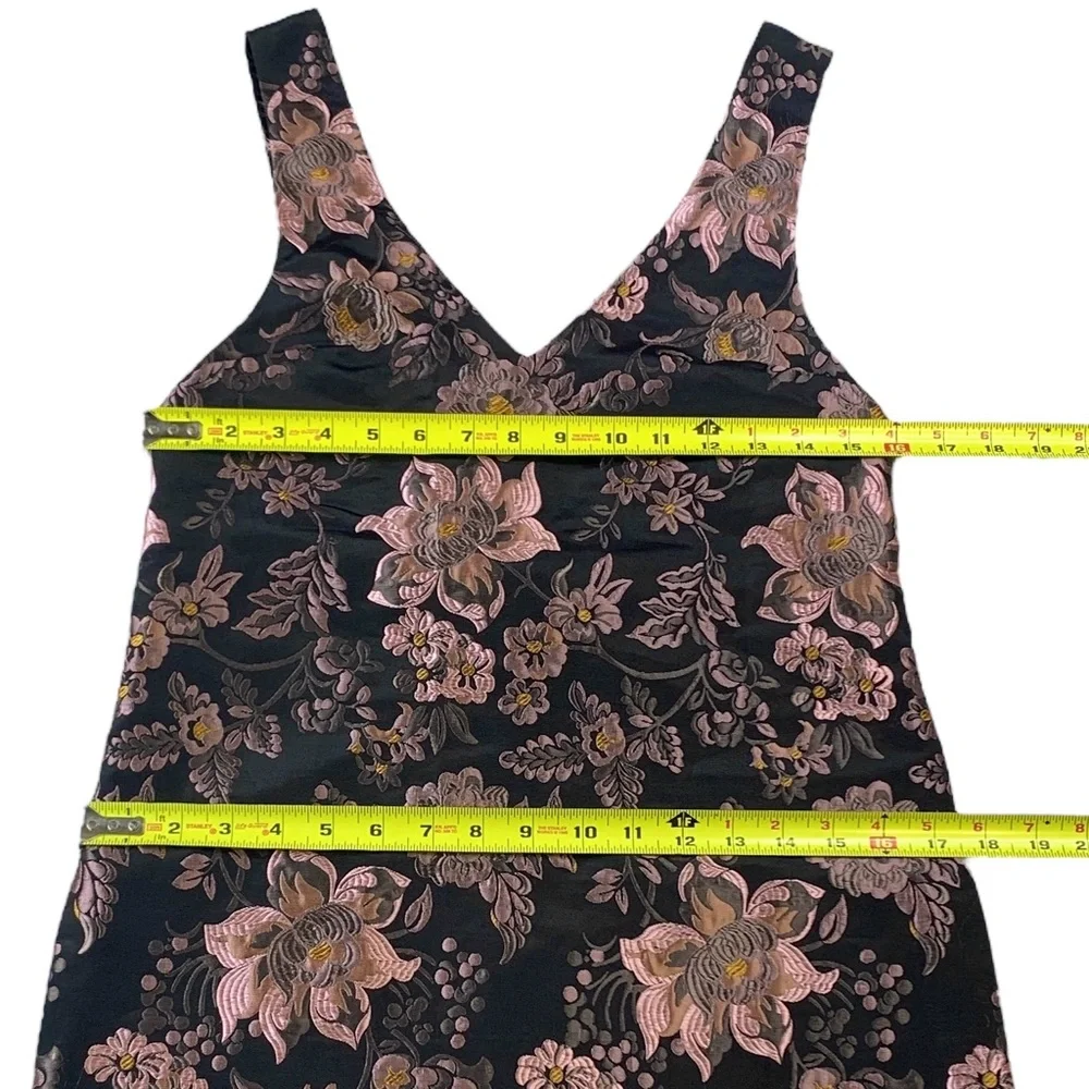 Urban Outfitters uo urban